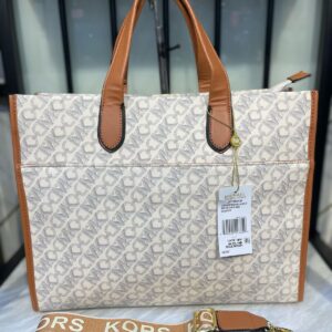 MICHAEL KORS Gigi Large Empire Signature Logo Tote Bag