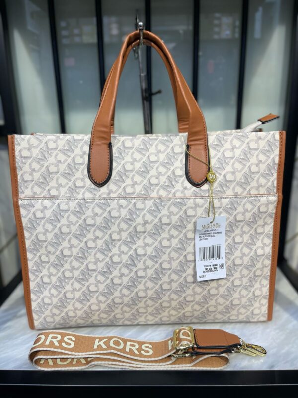 MICHAEL KORS Gigi Large Empire Signature Logo Tote Bag