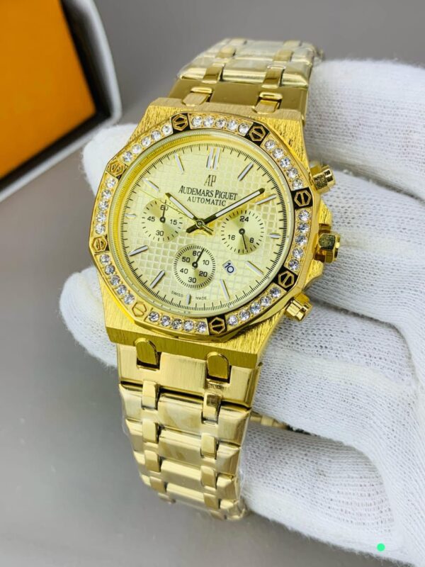 AP Diamonds Bezel Watch – Master Copy
