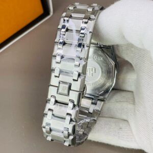AP Diamonds Bezel Watch – Master Copy