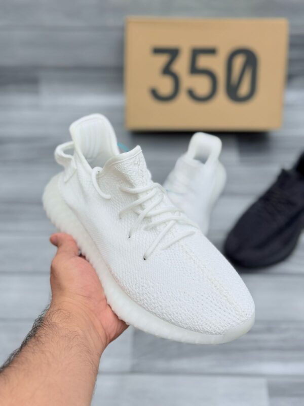 Adidas Yeezy 350 V2 Shoes Price in Pakistan