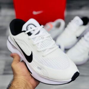 Nike Journey Run Shoes Price in Pakistan