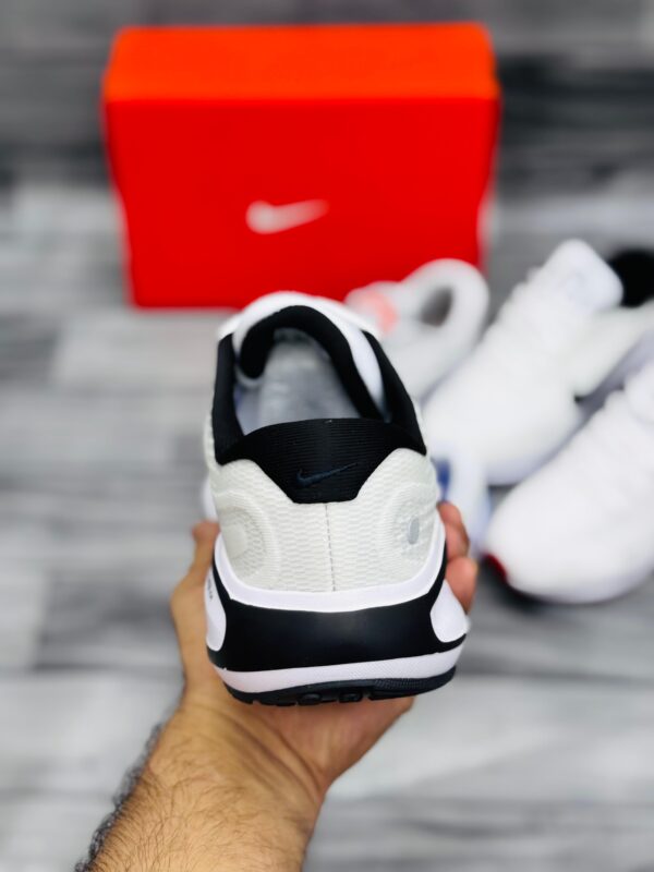 Nike Journey Run Shoes Price in Pakistan