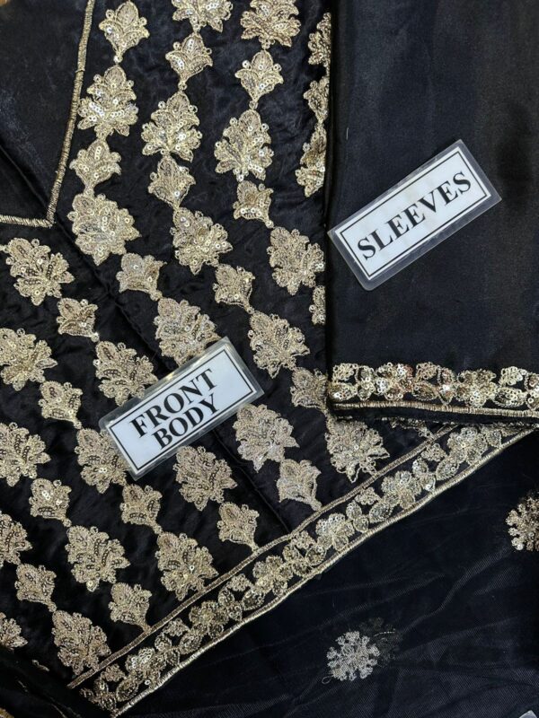 Agha Noor dress replica