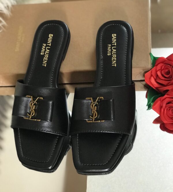 SL Flats Slipper Master Copy for Women in Pakistan