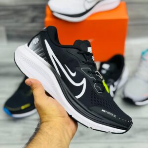 Nike Air Alpha Zoom Runners
