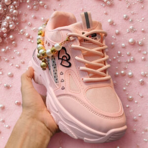 Chunky heel sneakers for girls in Pakistan