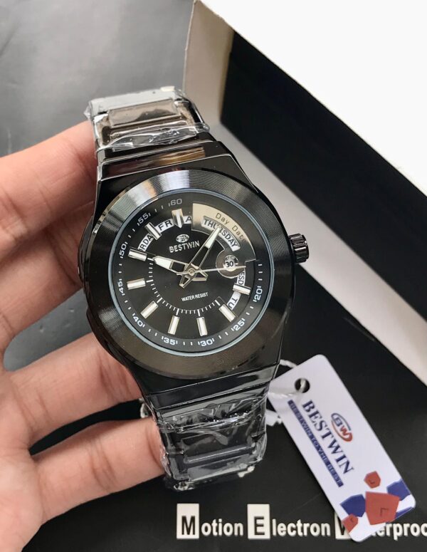 Discover the new BESTWIN Original Men’s Watch – quartz movement, day & date working, stainless steel chain, and heavy premium design. Available in 11 colors at Shop2Door Pakistan.