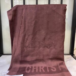 Branded scarf 🧣: Elevate style, premium quality , signature logo, luxurious touch, fashion and comfort. Brands are, Hermes, Christian Dior, Chanel, Gucci 🏷️ Price: 2,400