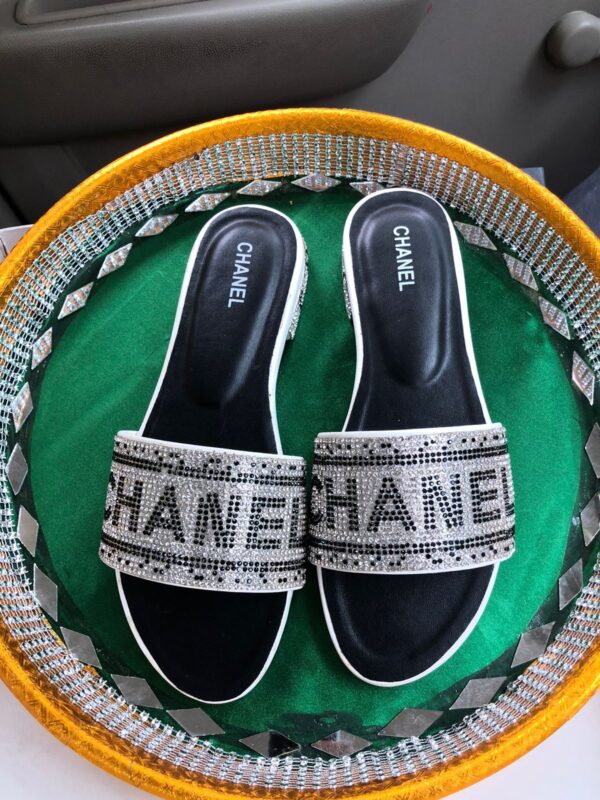 CHANEL Master Replica Flat Slipper for Women – Premium Chanel Flats with Diamond Logo in Pakistan