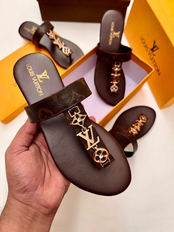 Buy Louis Vuitton Master Replica Flats Slipper in Pakistan – Premium LV Flat Sandals