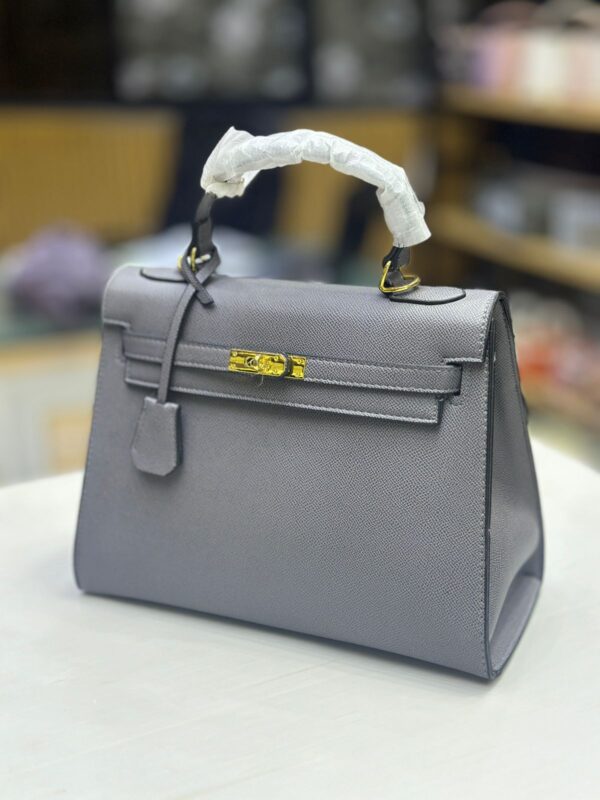 Hermes Master Copy Leather Bag | Hermes Replica 1.1 Grade Leather Bag in Pakistan