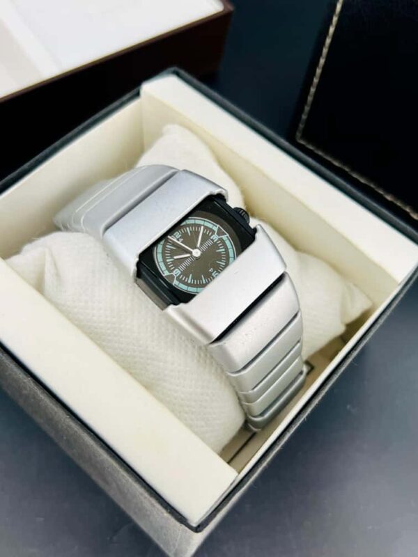Nike Sports Watch for Men and Women – Trending Unisex Watch Pakistan