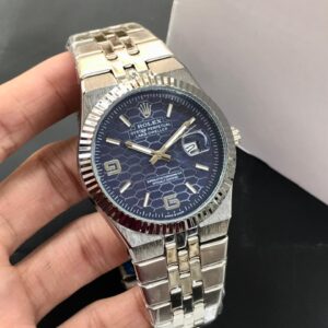 Luxury Men’s Steel Watch 2025 in Pakistan | Premium Quartz Date Watch – Land-Dweller Style