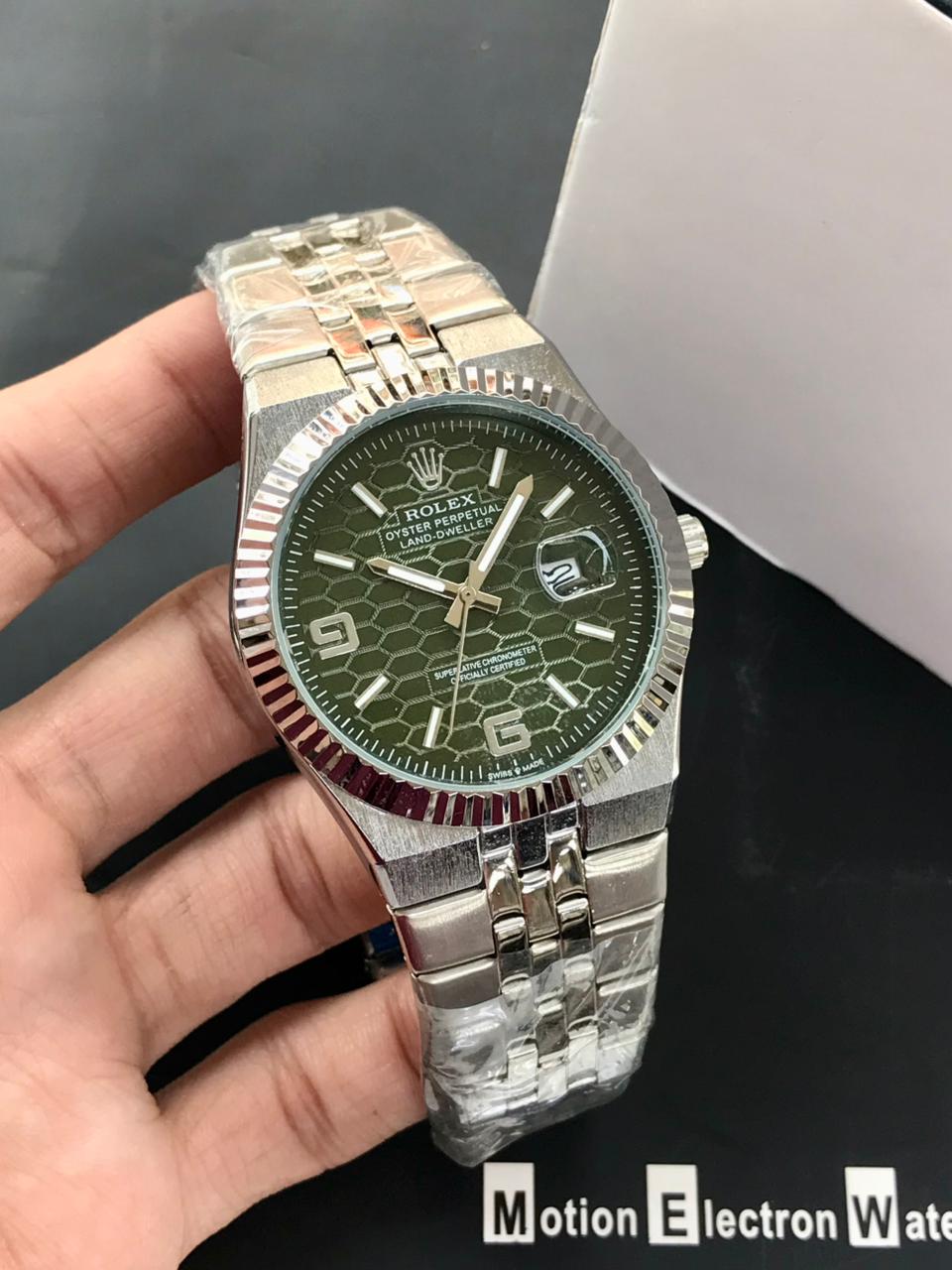 Luxury Men’s Steel Watch 2025 in Pakistan | Premium Quartz Date Watch – Land-Dweller Style