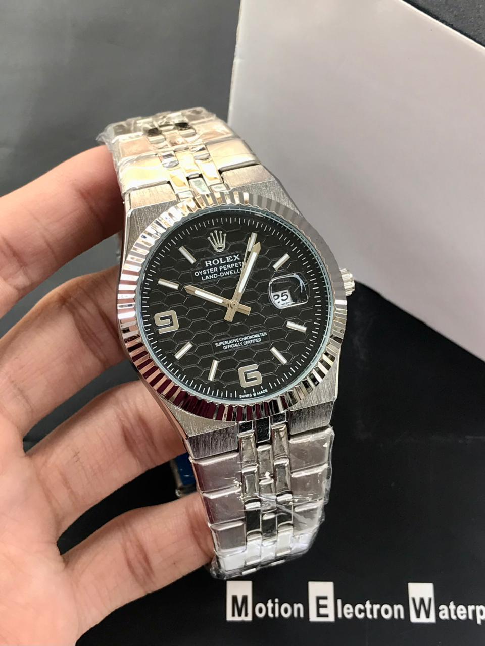 Luxury Men’s Steel Watch 2025 in Pakistan | Premium Quartz Date Watch – Land-Dweller Style