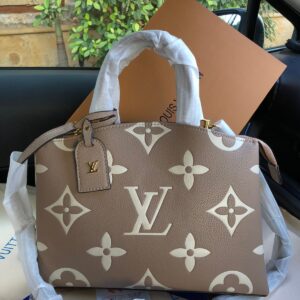 Louis Vuitton OG bag for her AAA quality