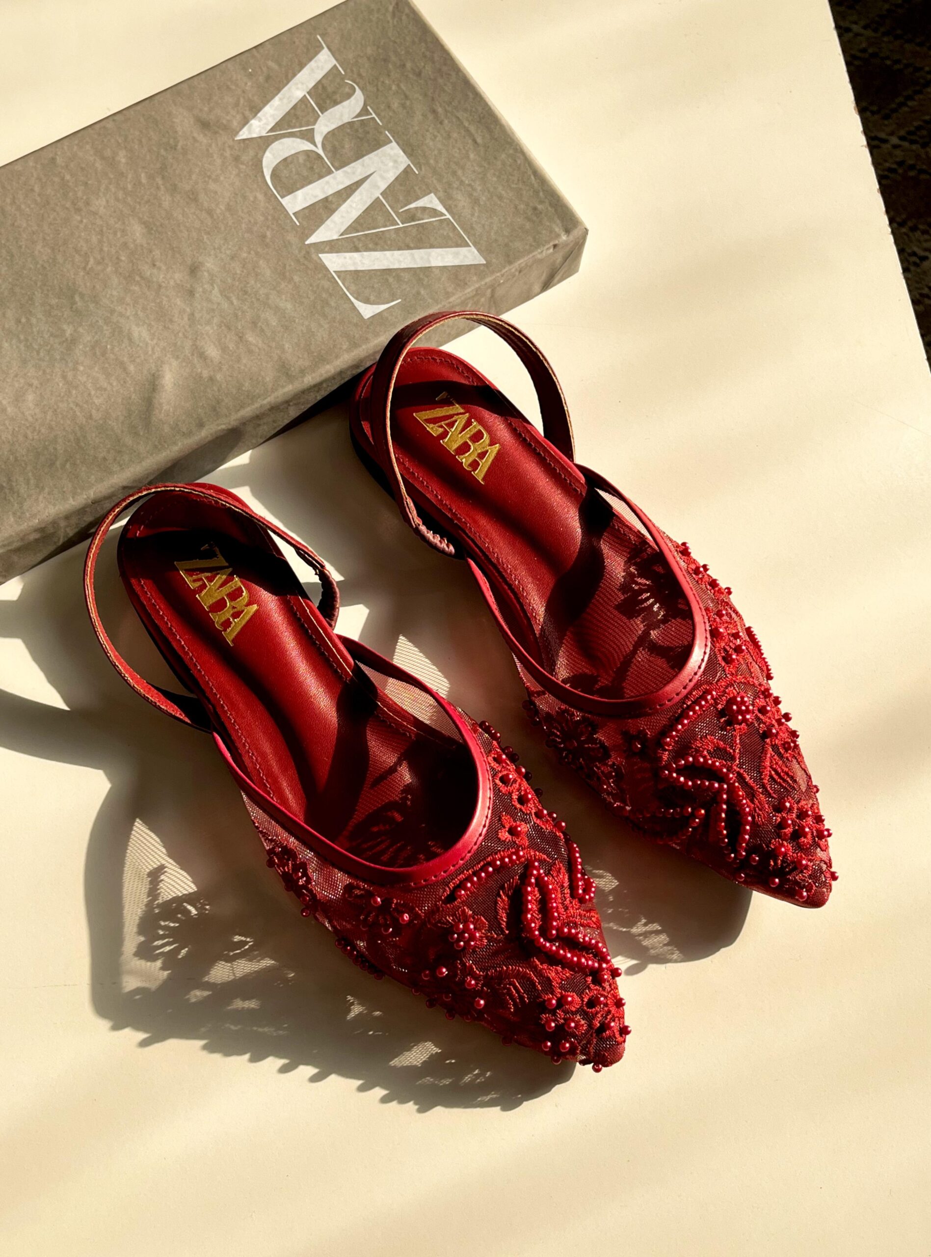 ZARA embroidery net slipper mules