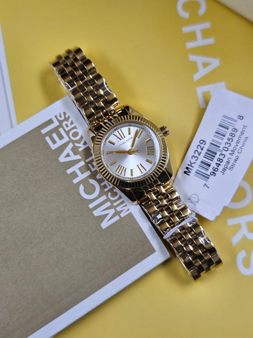 Michael Kors women watch original with box