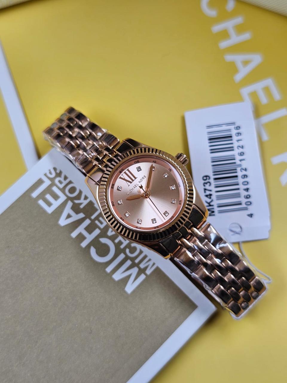 Michael Kors women watch original with box