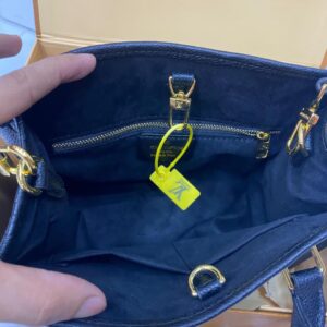 Louis Vuitton OnTheGo Black color