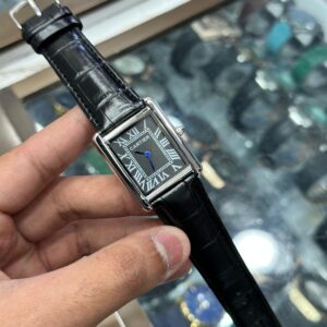 Rectangular watch Pakistan, Celebrity fashion watches, Working date quartz watch.