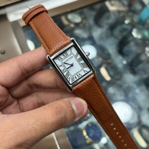 Rectangular watch Pakistan, Celebrity fashion watches, Working date quartz watch.