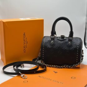 LOUIS VUITTON Speedy Trunk 20 Handbag in Black