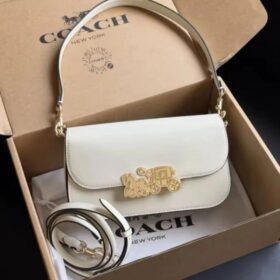 COACH Harper Shoulder Bag Pakistan