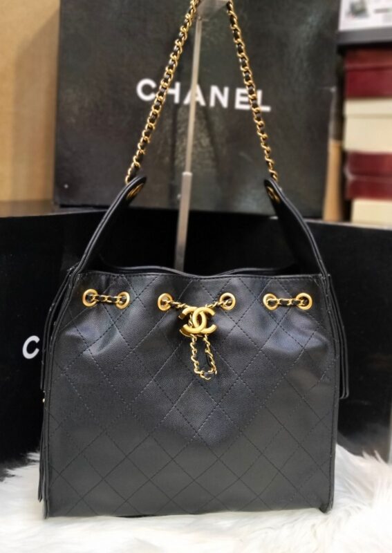 Chanel 25 Hobo Bag caviar leather antique gold Pakistan