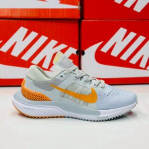 nike air zoom vomero 15 running shoes men pakistan