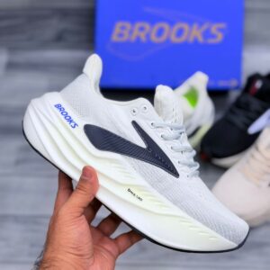 Brooks Glycerin Max neutral running shoes Pakistan