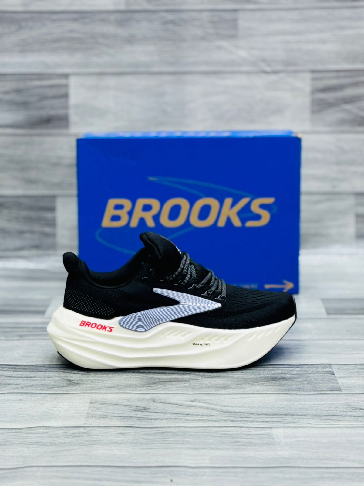 Brooks Glycerin Max neutral running shoes Pakistan