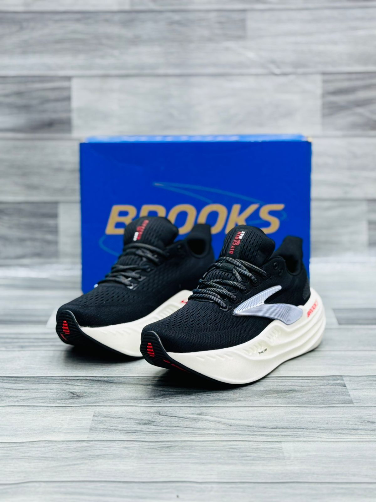 Brooks Glycerin Max neutral running shoes Pakistan