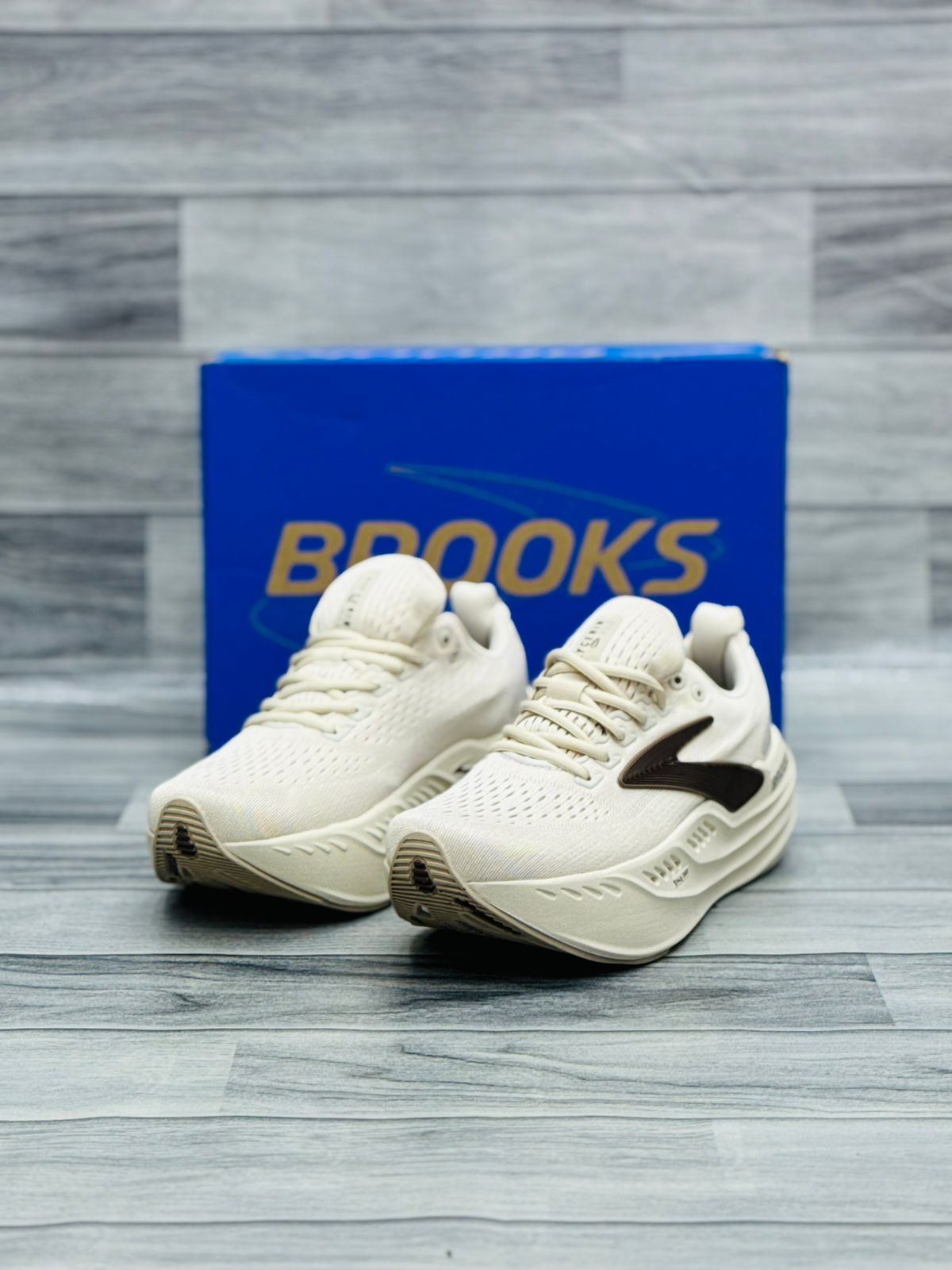 Brooks Glycerin Max neutral running shoes Pakistan