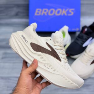 Brooks Glycerin Max neutral running shoes Pakistan