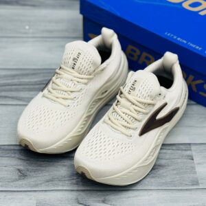 Brooks Glycerin Max neutral running shoes Pakistan