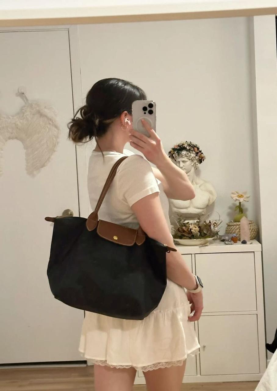 Longchamp Medium Tote Bag Pakistan