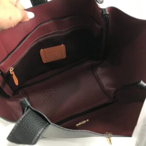 COACH Hadley Turnlock Tote Bag premium women's luxury handbag Pakistan