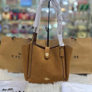 COACH Hadley Turnlock Tote Bag premium women's luxury handbag Pakistan