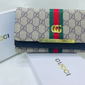 Luxury-Gucci continental wallet for women in Pakistan