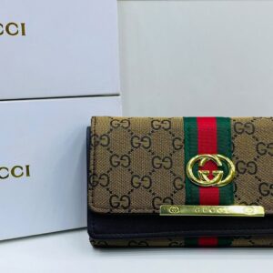 Luxury-Gucci continental wallet for women in Pakistan