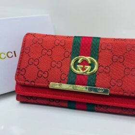 Luxury-Gucci continental wallet for women in Pakistan
