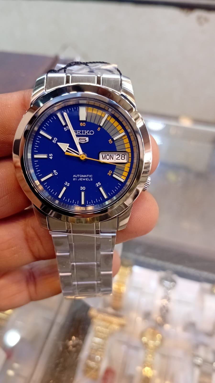 Seiko 5 Speed Racer Automatic SNK375K1 SNK375J1 Pakistan