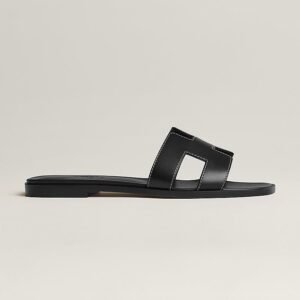 Women's Oran-style H-cutout flat sandals in brown and black